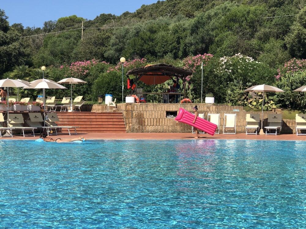 Stella Del Mare Camping Village Кастильоне-делла-Пеская Экстерьер фото